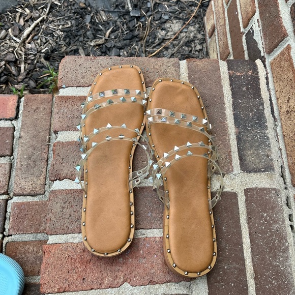 Studded Rhinestone Clear Sandals Size 10 - Picture 5 of 5